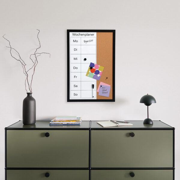 Wochenplaner, Kork/Metall/MDF, schwarz – Lifestyle 1