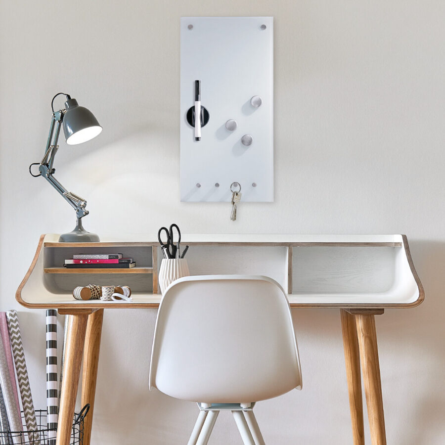 Memoboard m. Haken, Glas, weiß – Lifestyle 1