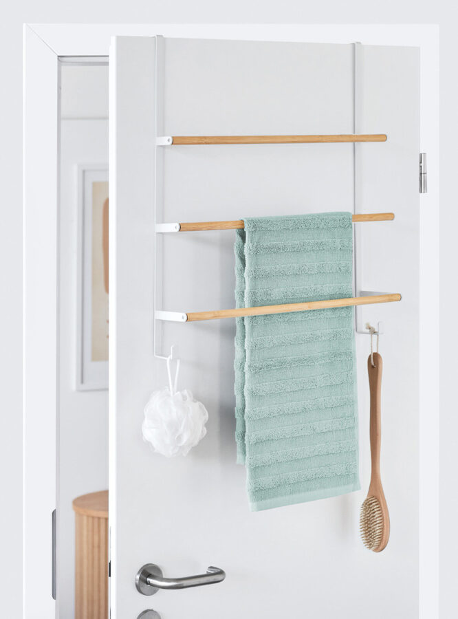 Türhandtuchhalter, Metall/Bambus, weiß – Lifestyle 1