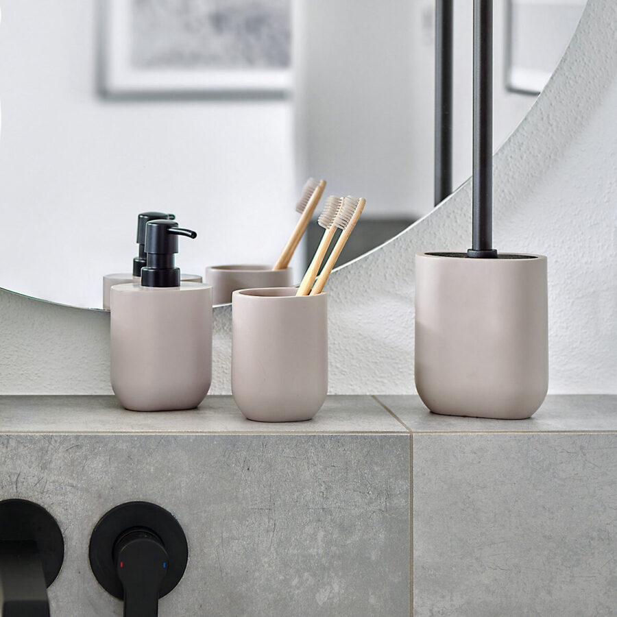 Zahnputzbecher, Polyresin, greige – Lifestyle 1