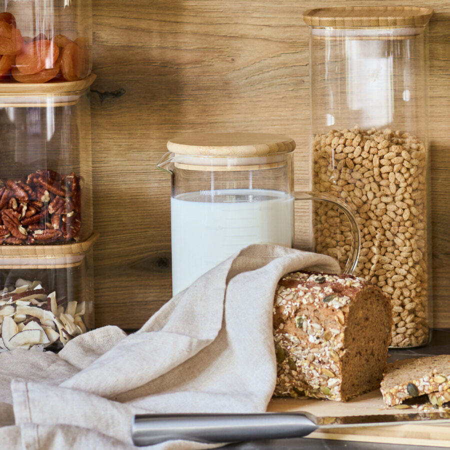 Messbecher mit Bambusdeckel, 1000 ml, Glas – Lifestyle 1