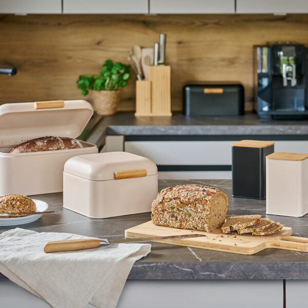 Brotkasten, Metall/Bambus, beige – Lifestyle 1