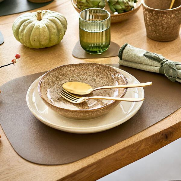 Platzset "2 tone", Kunstleder, beige/braun – Lifestyle 1