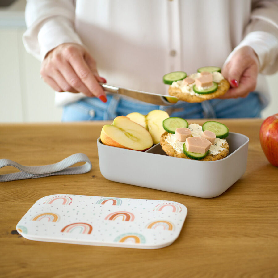 Lunch Box "Rainbow", Kunststoff – Lifestyle 2