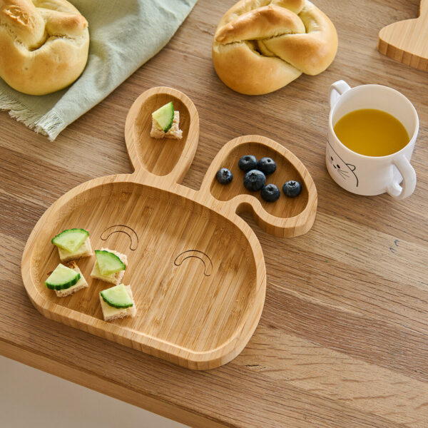 Snackteller "Hase", Bambus – Lifestyle 1